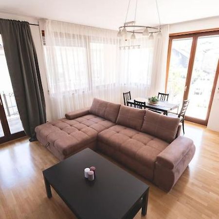 부다페스트 Bright Downtown Balcony Retreat 아파트 외부 사진
