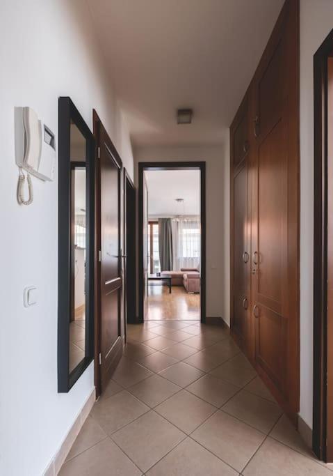 부다페스트 Bright Downtown Balcony Retreat 아파트 외부 사진